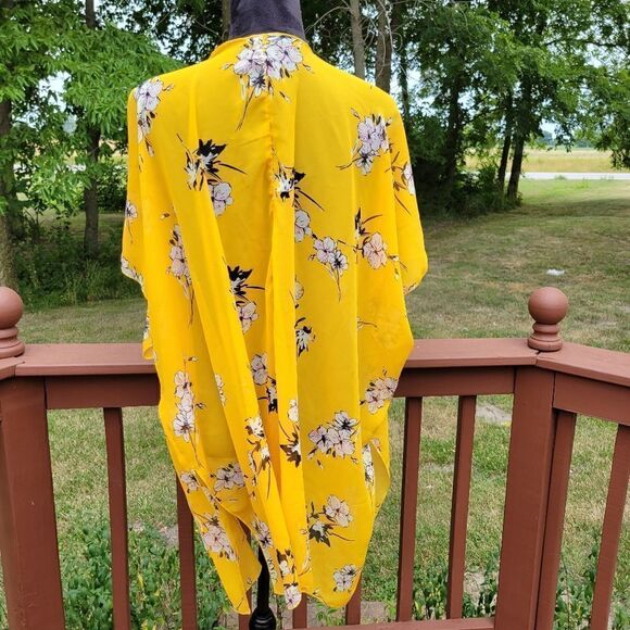 Charlotte Russe 3/4 Sleeve Sheer Loose Chiffon Floral Kimono Cardigan, small/me - Picture 7 of 13